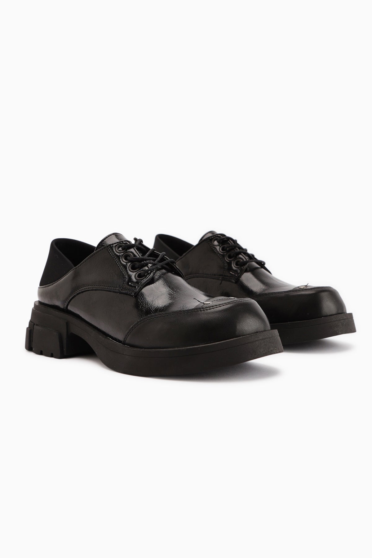Lilas Siyah Bağcıklı Loafer Kadın Ayakkabı