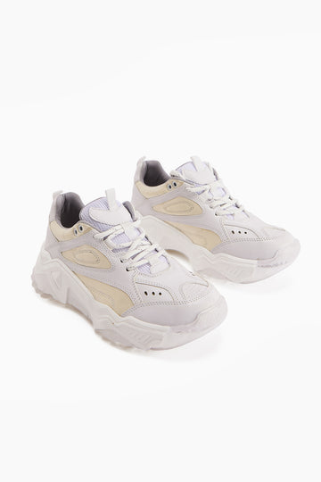 Erla Beyaz Kalın Tabanlı Bağcıklı Kadın Sneakers