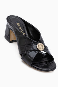 Dinara Siyah Çapraz Bantlı Kadın Topuklu Terlik