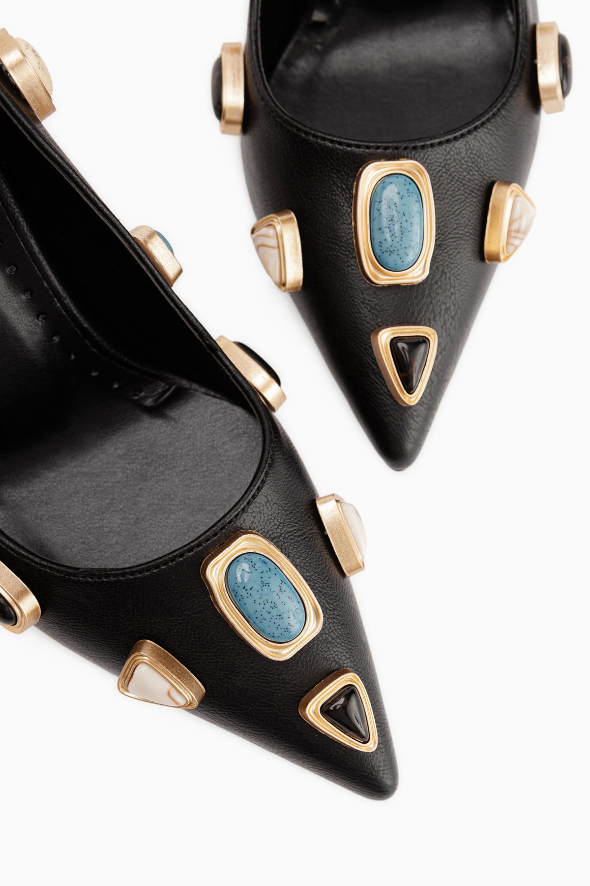 Rina Siyah Taş Aksesuarlı Sivri Burun Topuklu Kadın Ayakkabı