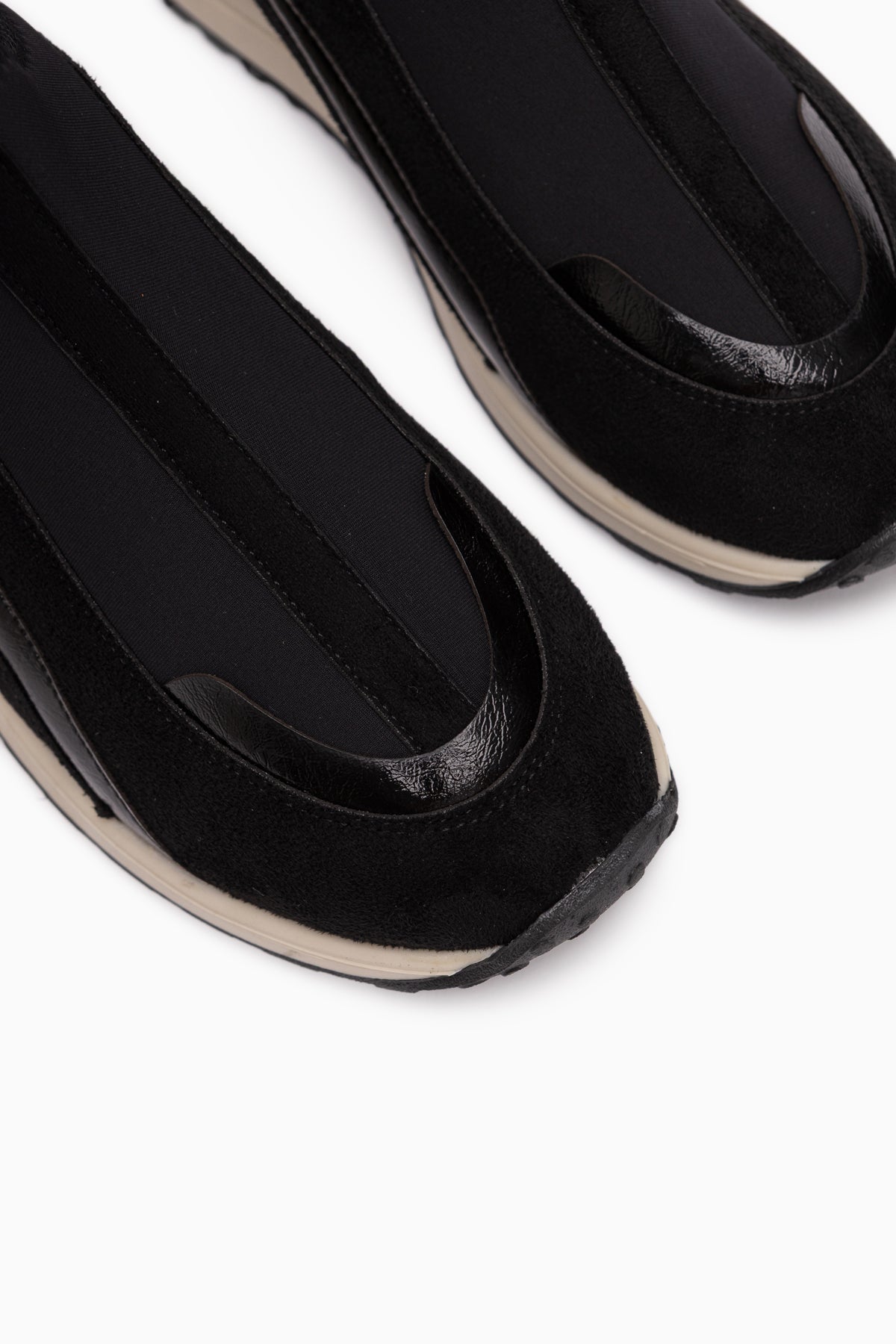 Etta Siyah Süet Detaylı Bağcıksız Kadın Sneaker Spor Ayakkabı
