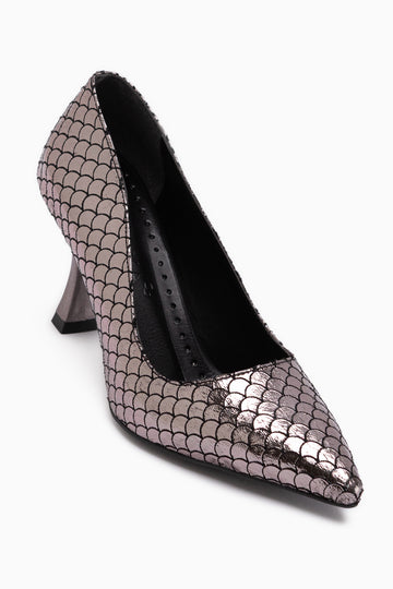 Celestine Platin Balık Pulu Dokulu Sivri Burunlu Stiletto