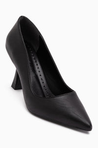 Celestine Siyah Kırışık Sivri Burunlu Stiletto